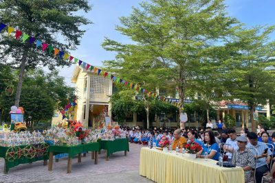 TRƯỜNG TIỂU HỌC NGHĨA HÀ TỔ CHỨC “VUI HỘI TRĂNG RẰM 2025” RỘN RÀNG, ẤM ÁP